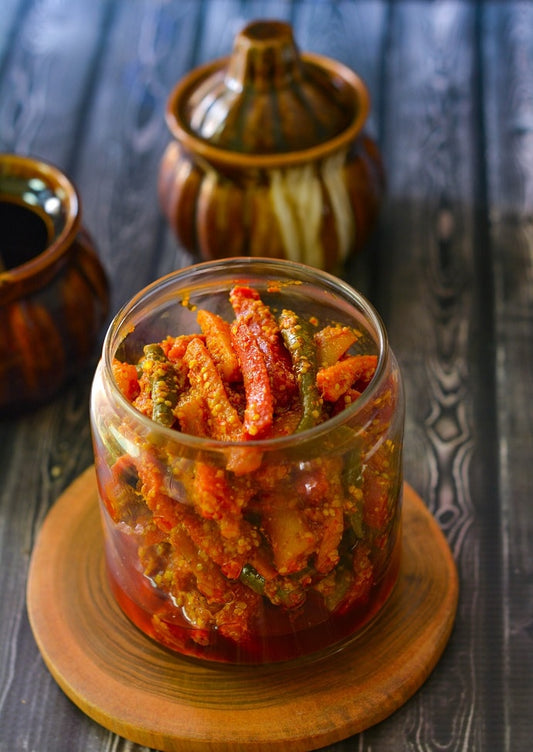 Gajar moli ka achar